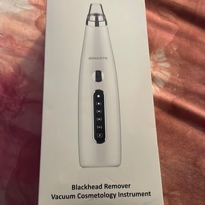 Blackhead remover *BRAND NEW”
